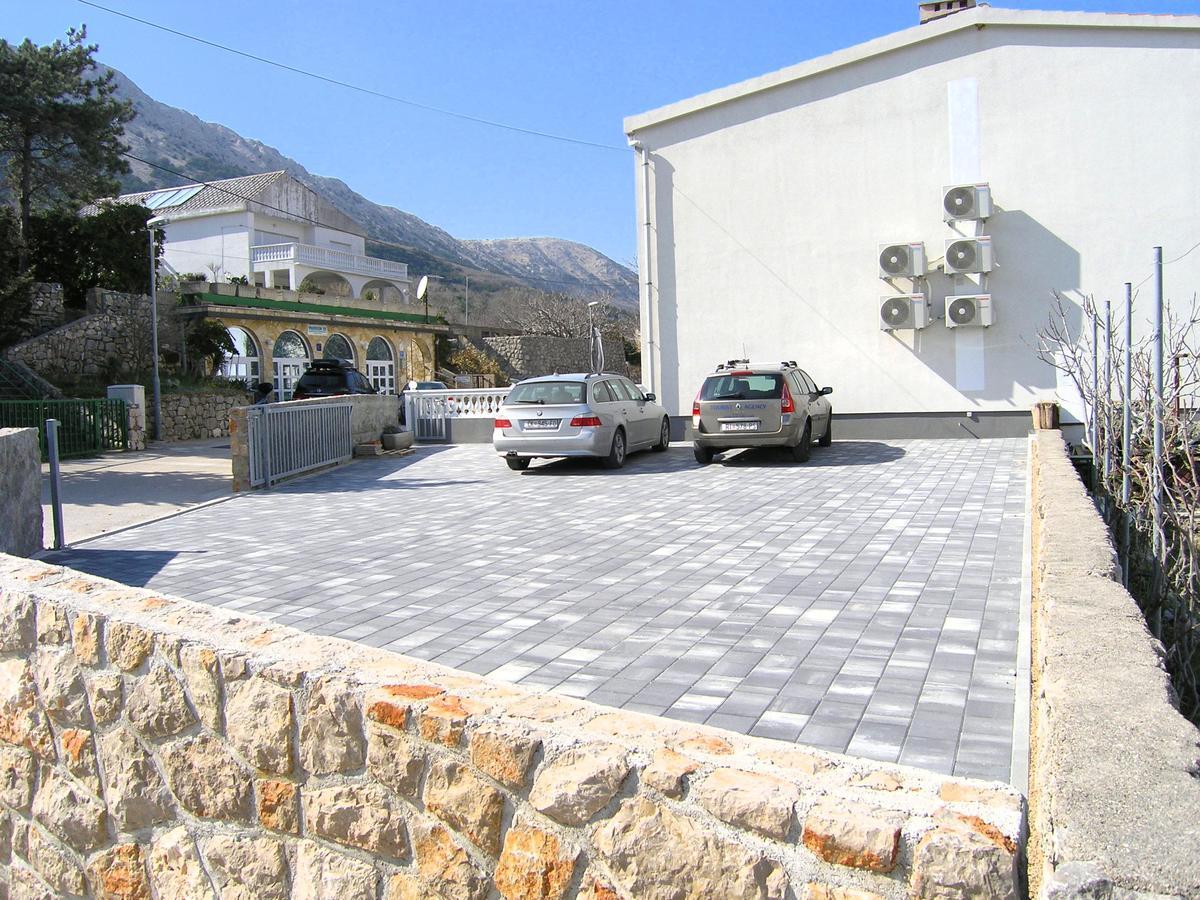 Apartmani Zganec Baška Esterno foto