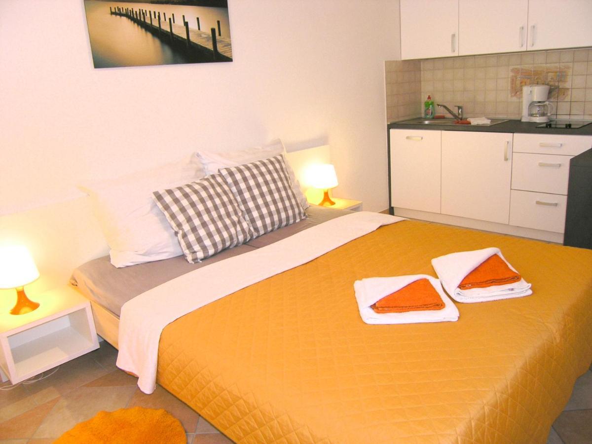 Apartmani Zganec Baška Esterno foto