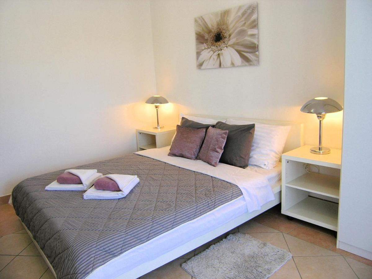 Apartmani Zganec Baška Esterno foto